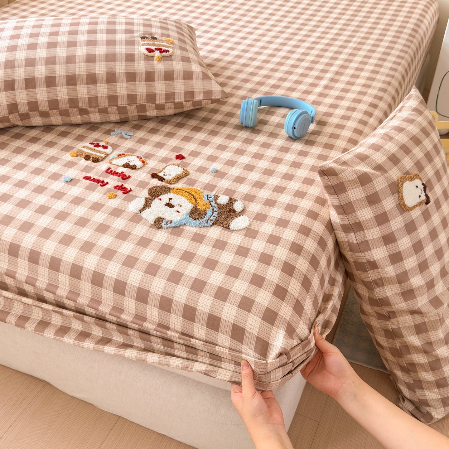 Pure Cotton 40s Cartoon Checkered Fitted Sheet with Pillowcases